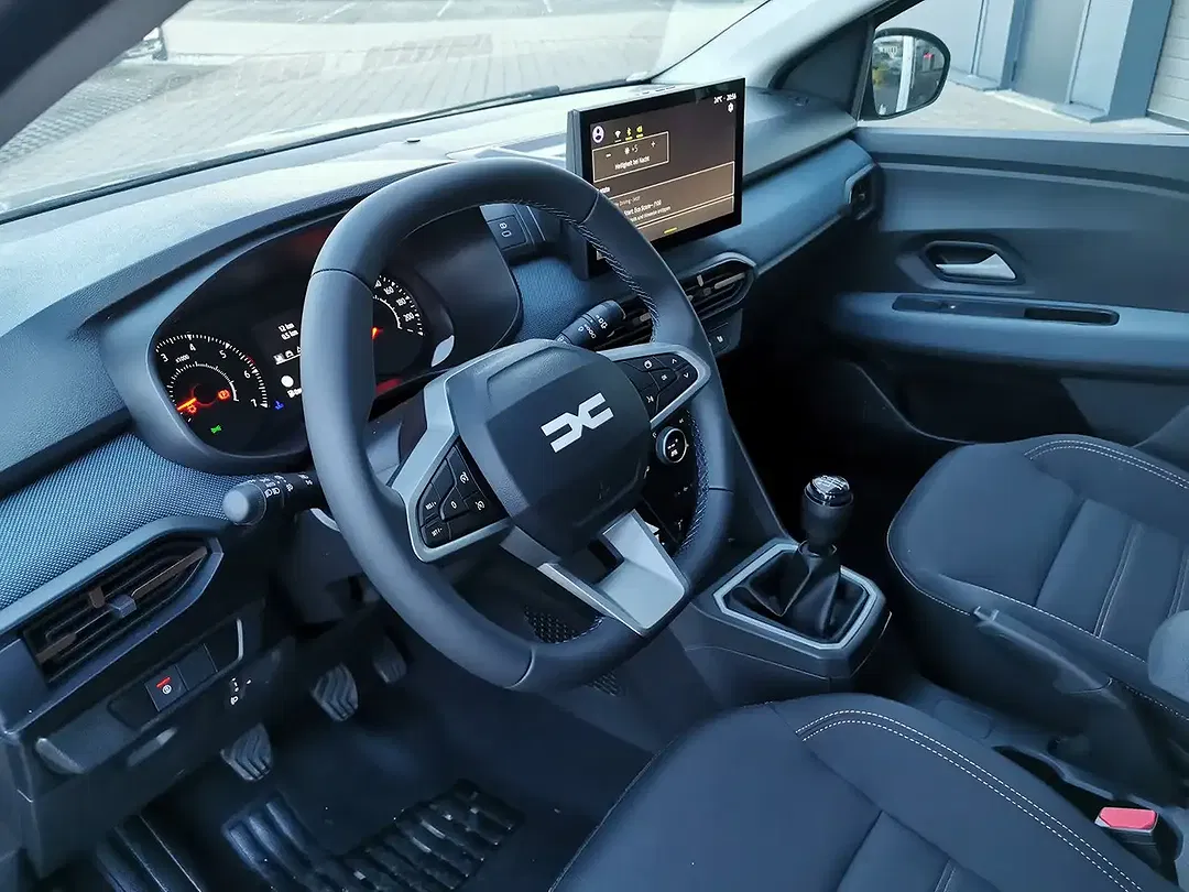 Dacia Sandero - Thumbnail 10
