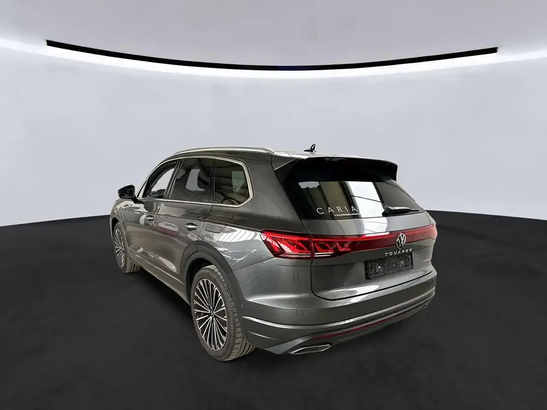 Volkswagen Touareg - Thumbnail 6