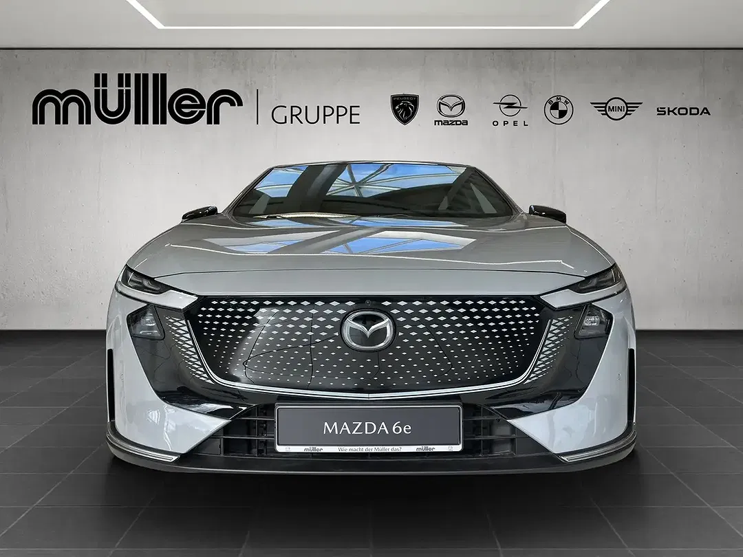 Mazda 6 - Thumbnail 3