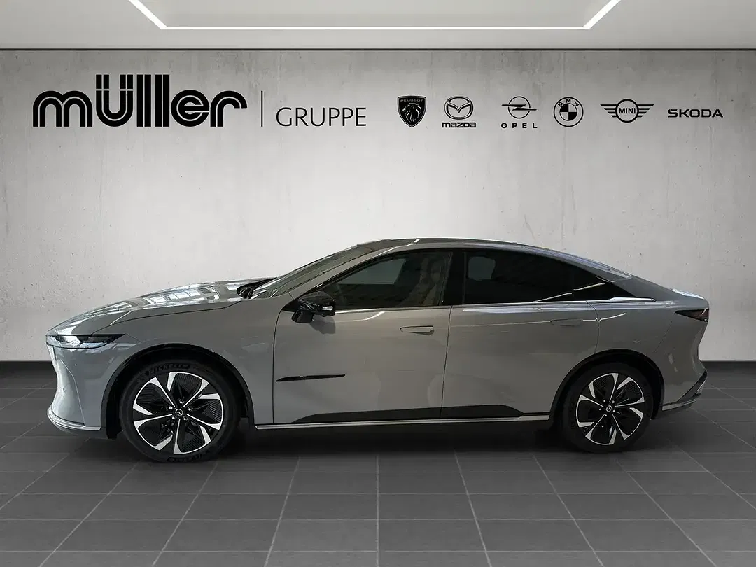 Mazda 6 - Thumbnail 4