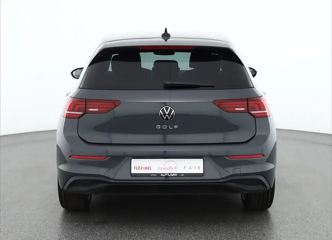 Volkswagen Golf - Thumbnail 4