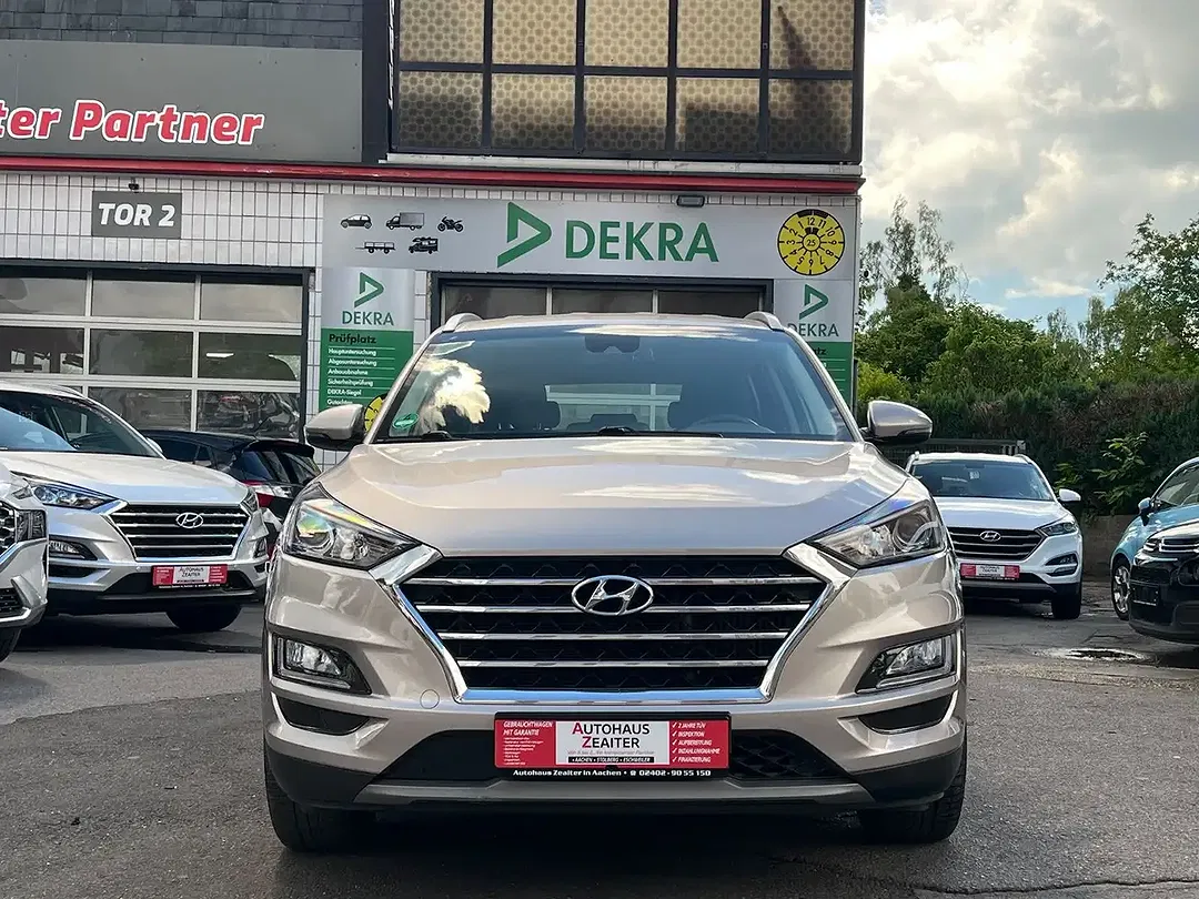 Hyundai TUCSON - Thumbnail 3