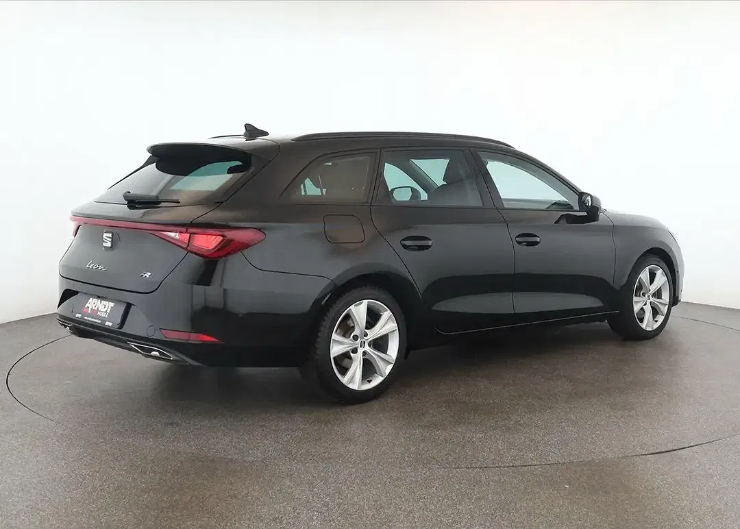 SEAT Leon - Thumbnail 5