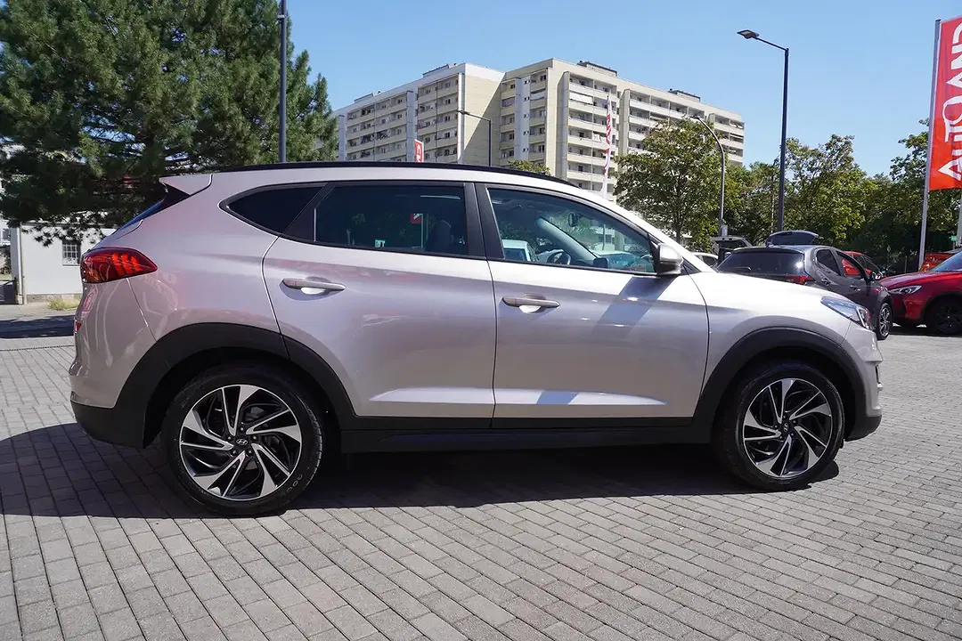 Hyundai TUCSON - Thumbnail 5