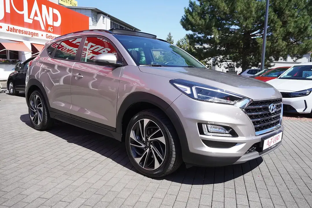 Hyundai TUCSON - Thumbnail 6