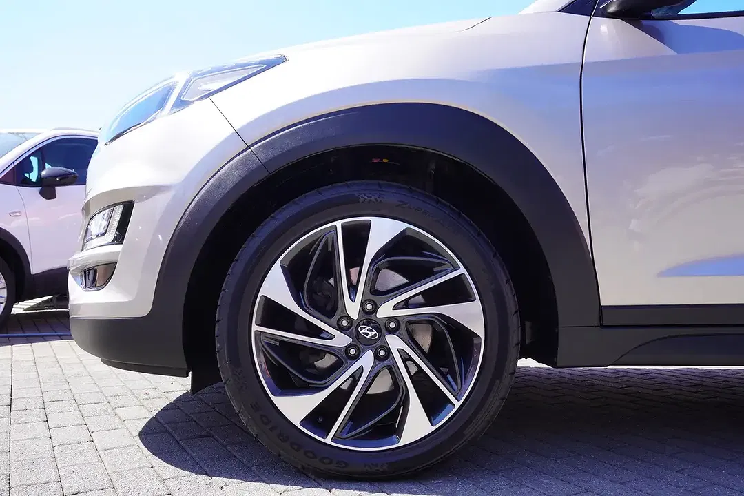 Hyundai TUCSON - Thumbnail 8