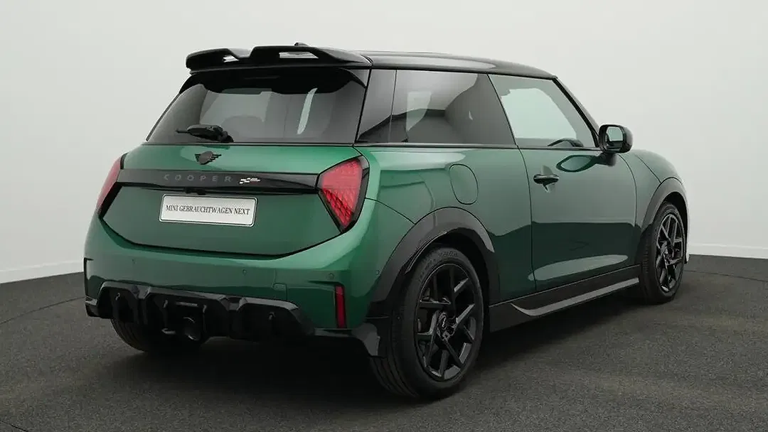 MINI John Cooper Works - Thumbnail 4