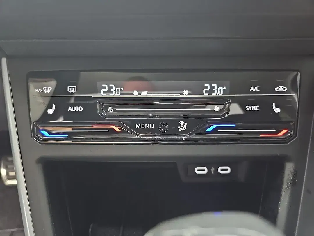 Volkswagen Polo - Thumbnail 11