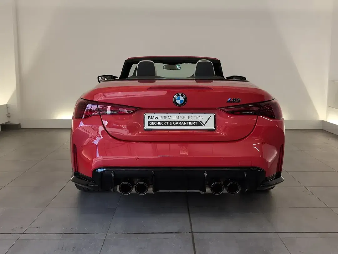 BMW M4 - Thumbnail 8
