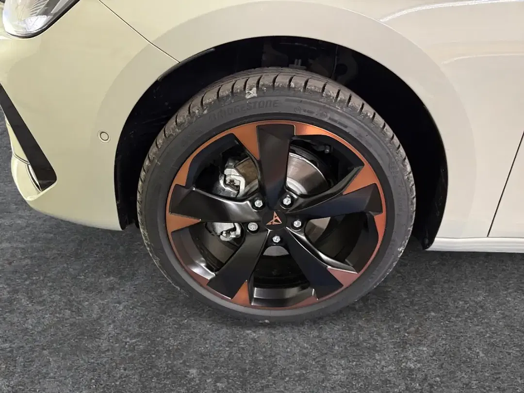 CUPRA Leon - Thumbnail 14