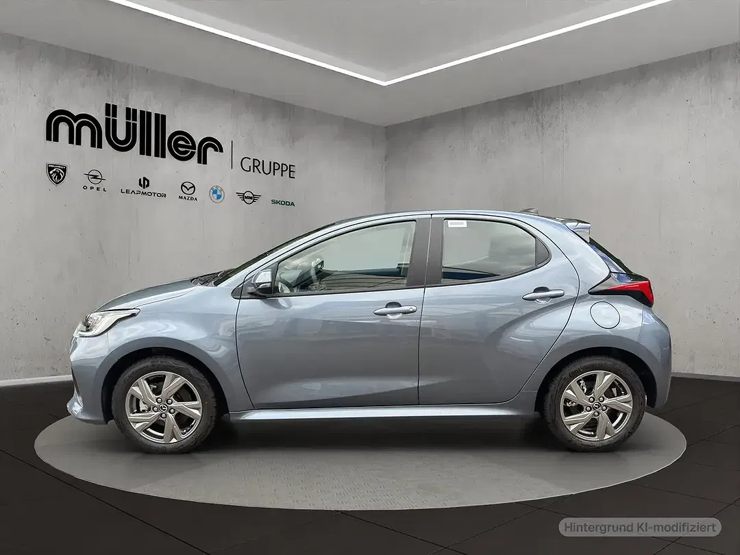 Mazda 2 - Thumbnail 4