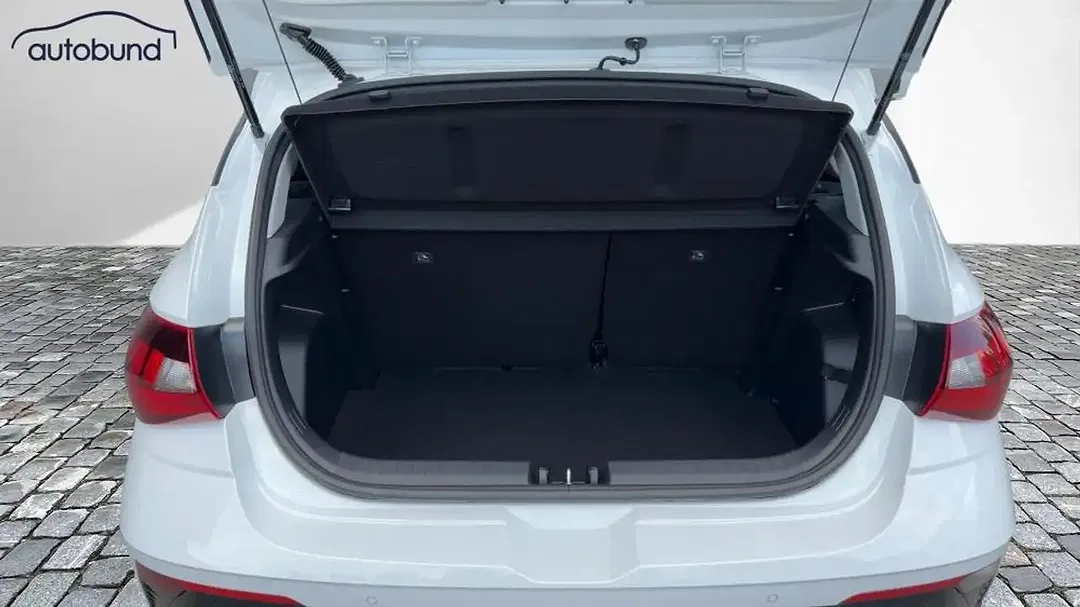Hyundai i20 - Thumbnail 8