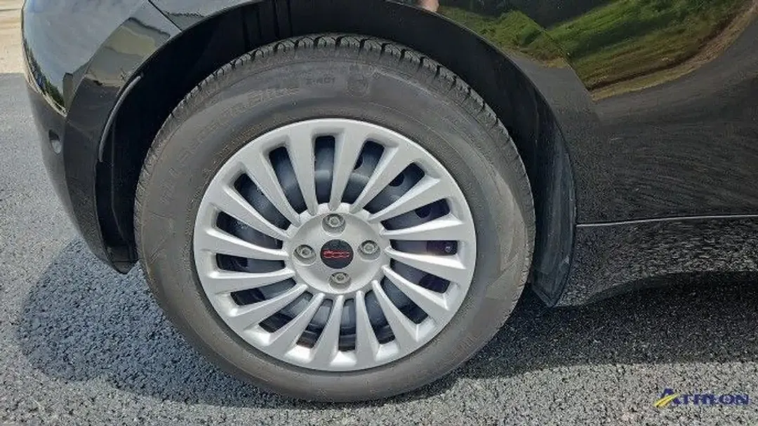 Fiat 500e - Thumbnail 14