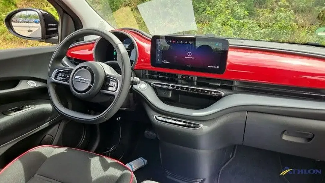 Fiat 500e - Thumbnail 9