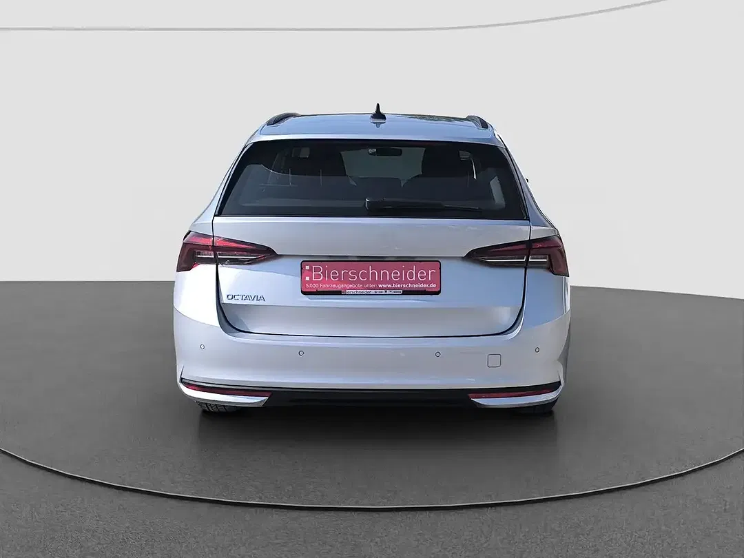 Skoda Octavia - Thumbnail 8