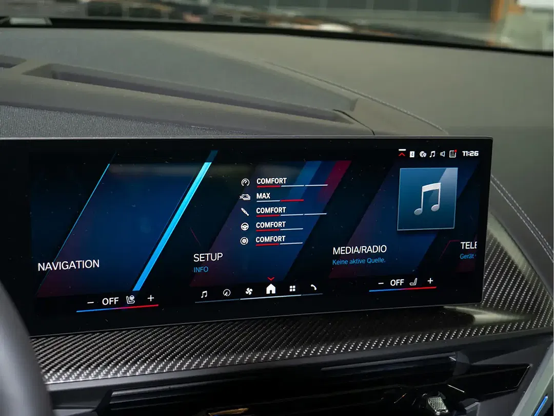 BMW XM - Thumbnail 11