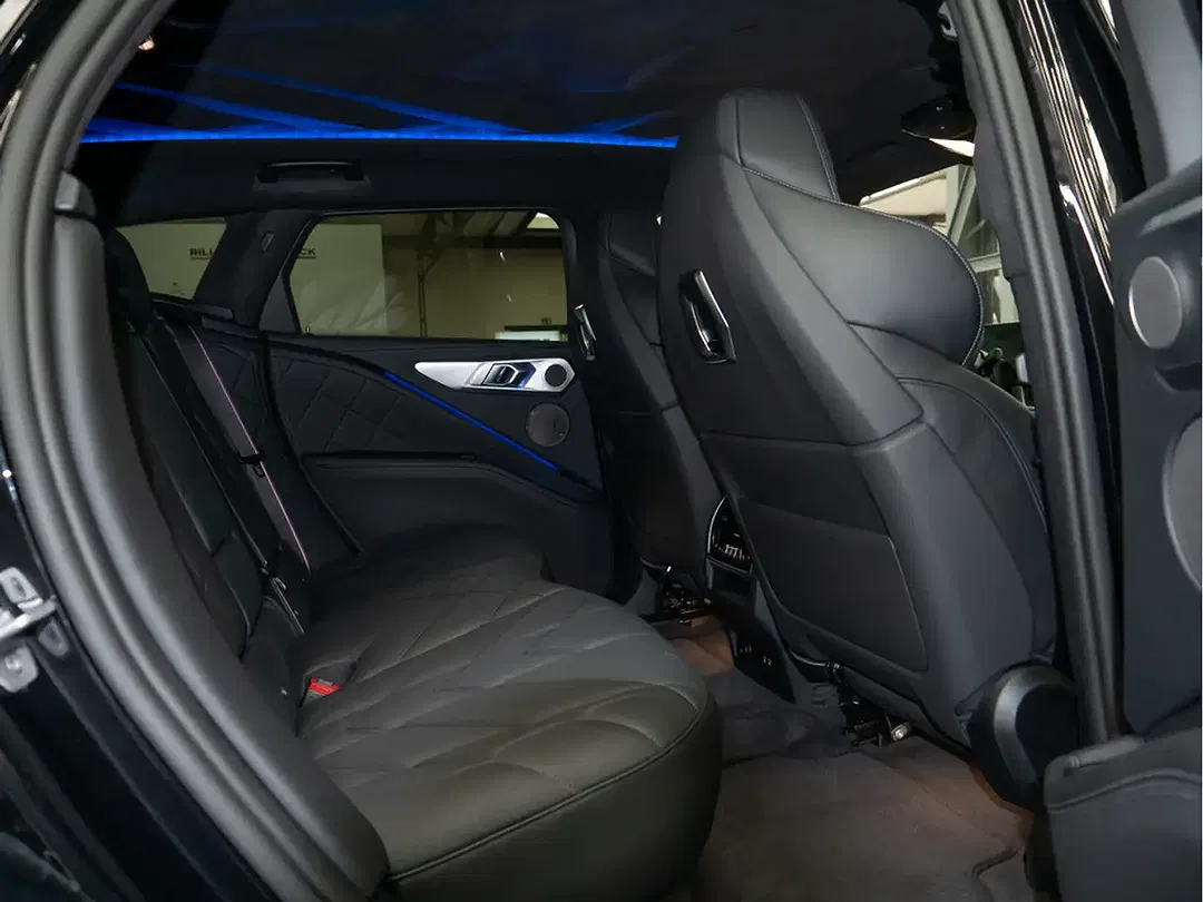 BMW XM - Thumbnail 8