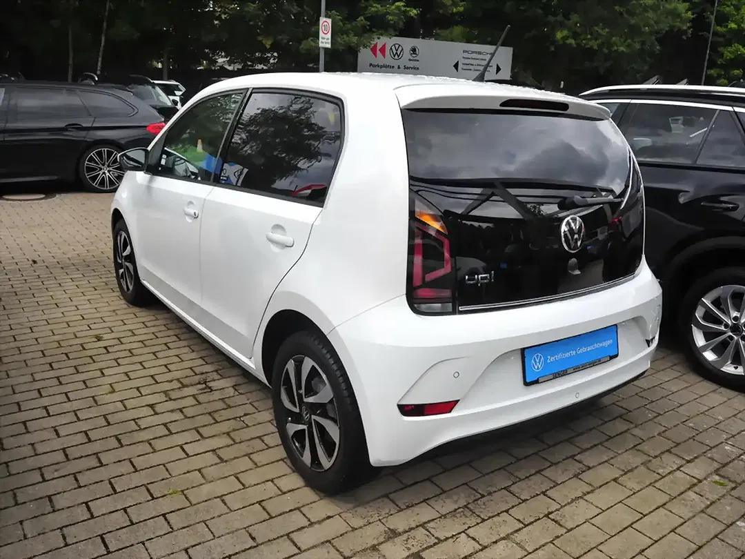 Volkswagen up! - Thumbnail 2