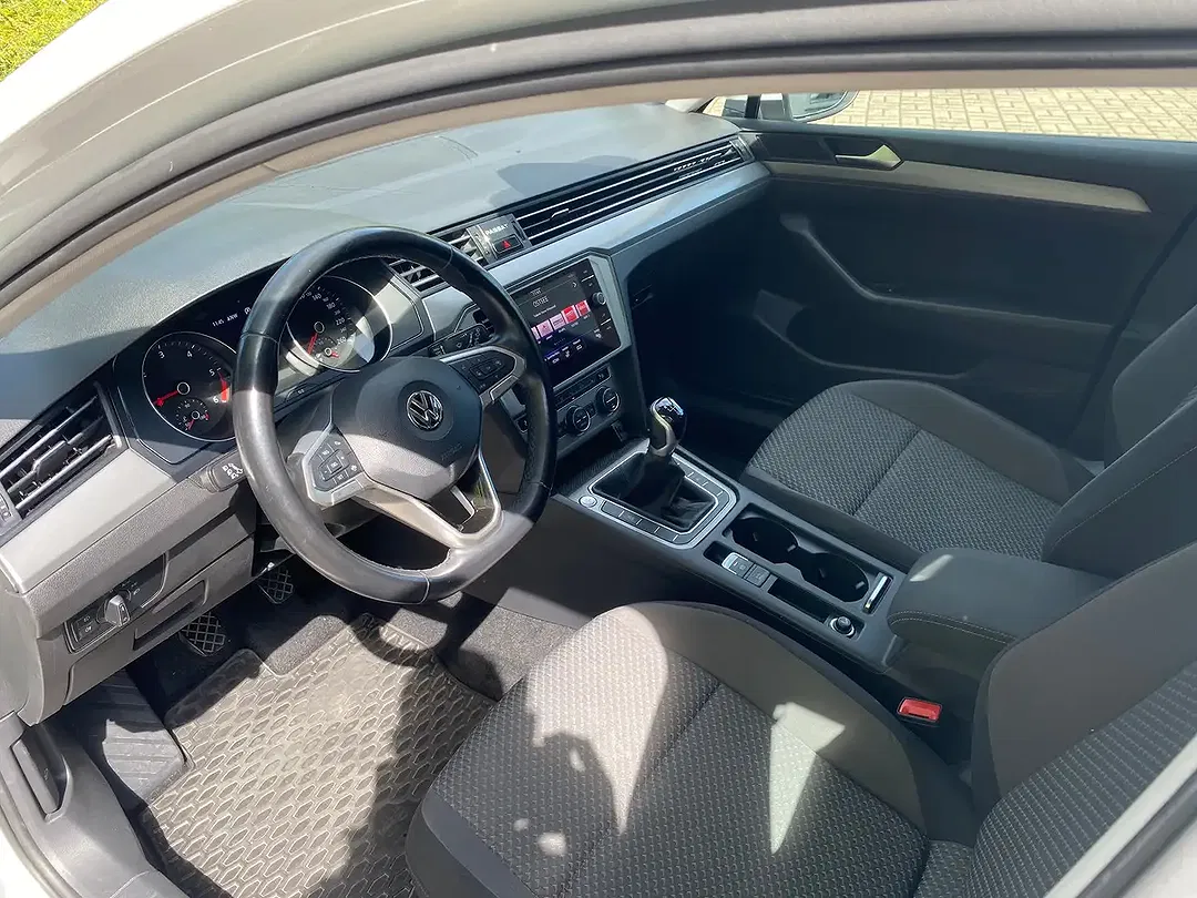 Volkswagen Passat Variant - Thumbnail 4