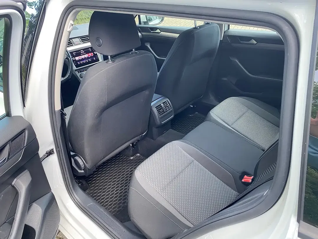 Volkswagen Passat Variant - Thumbnail 8