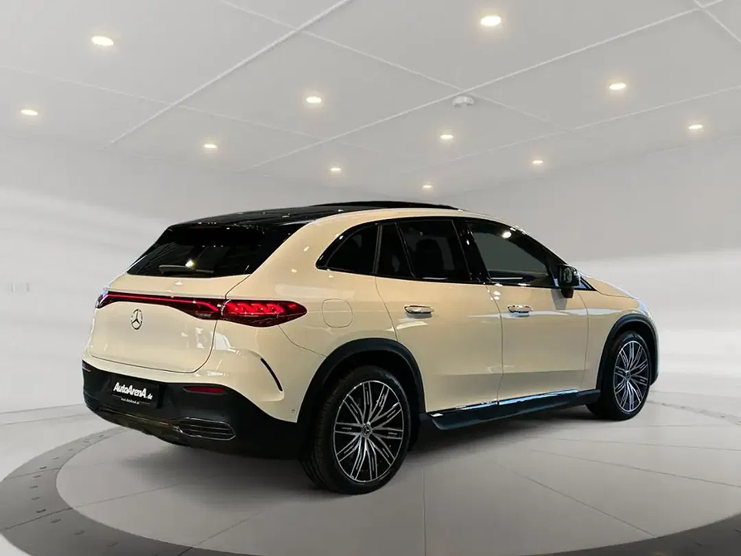 Mercedes-Benz EQE 350 - Thumbnail 3
