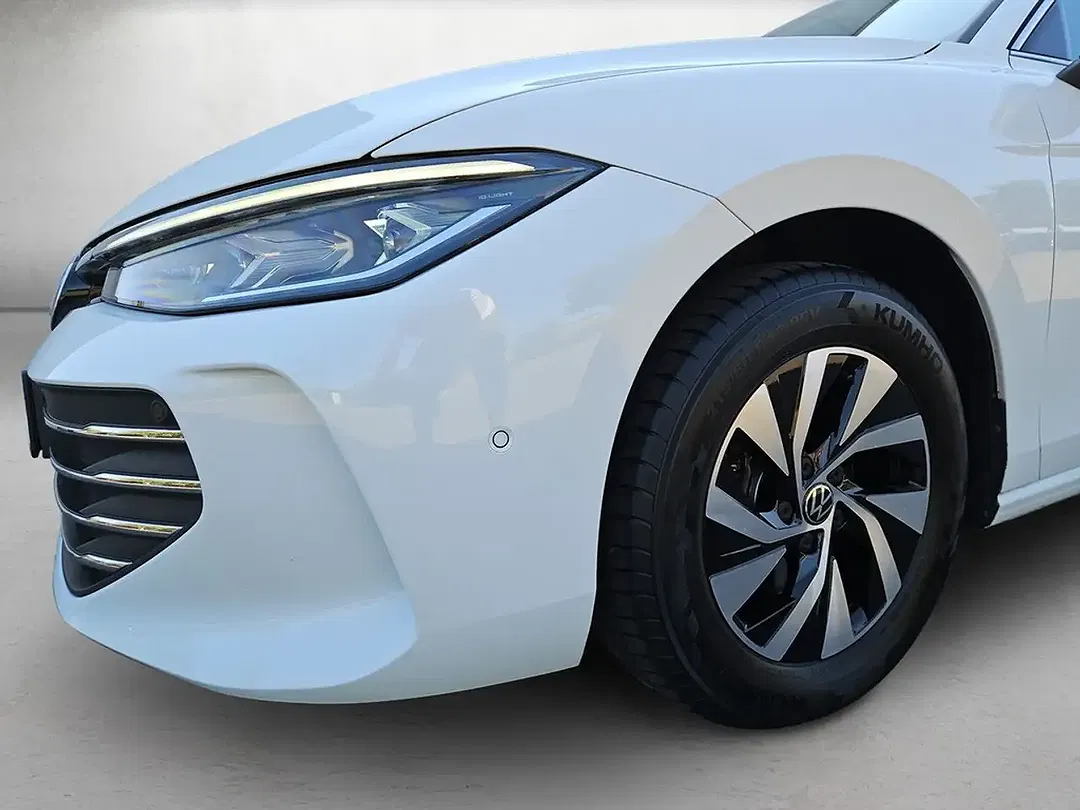Volkswagen Passat Variant - Thumbnail 4