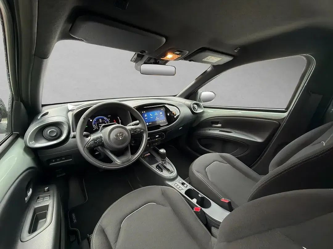 Toyota Aygo X - Thumbnail 9