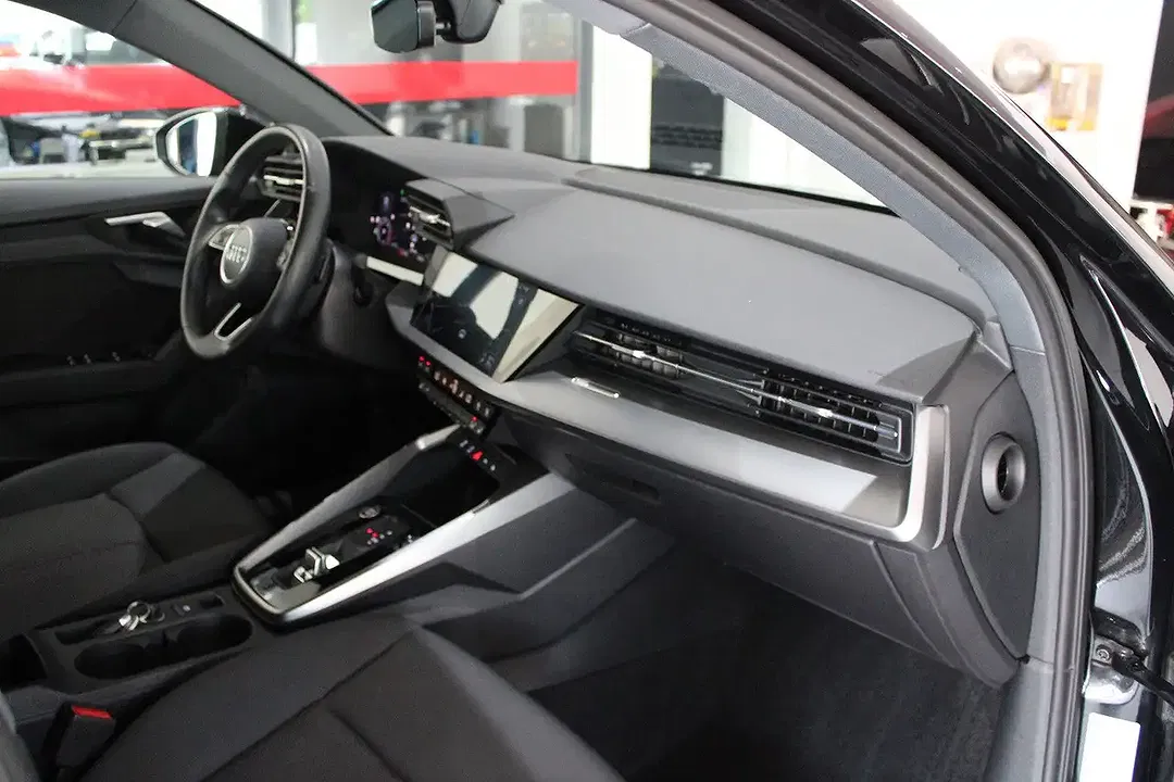 Audi A3 - Thumbnail 5