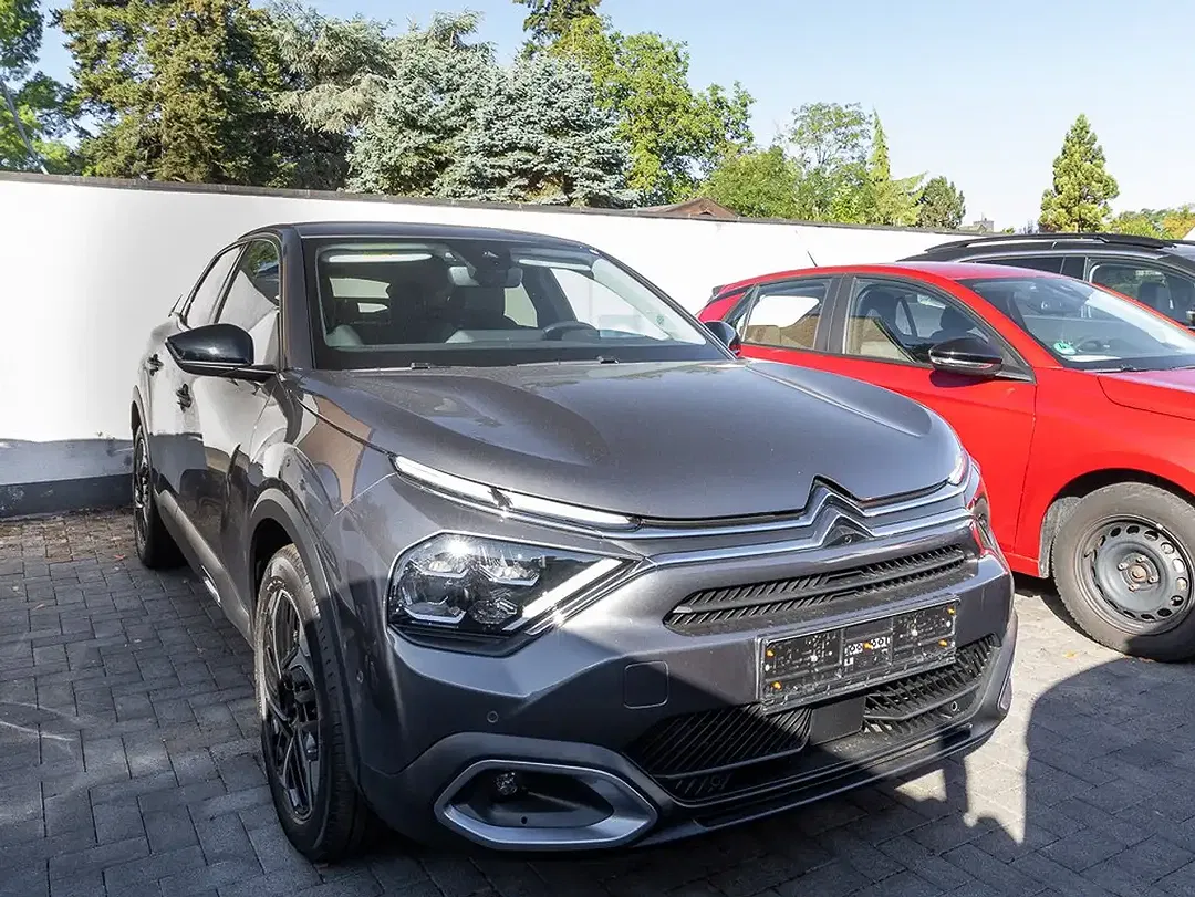 Citroen C4 - Thumbnail 3