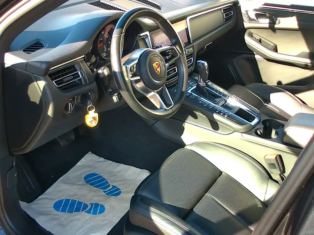 Porsche Macan - Thumbnail 13