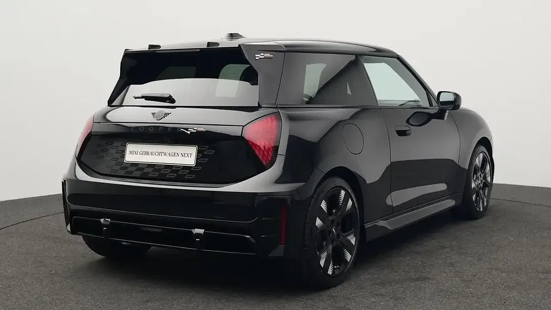 MINI John Cooper Works - Thumbnail 4