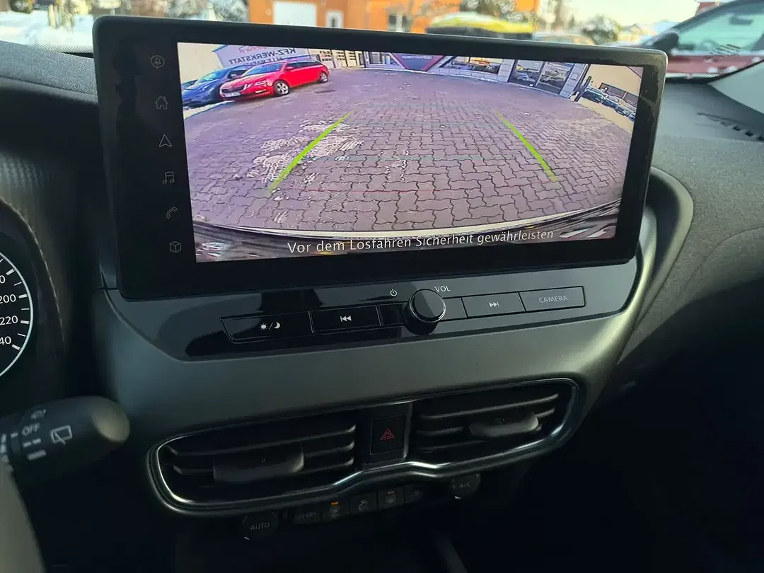 Nissan Juke - Thumbnail 10