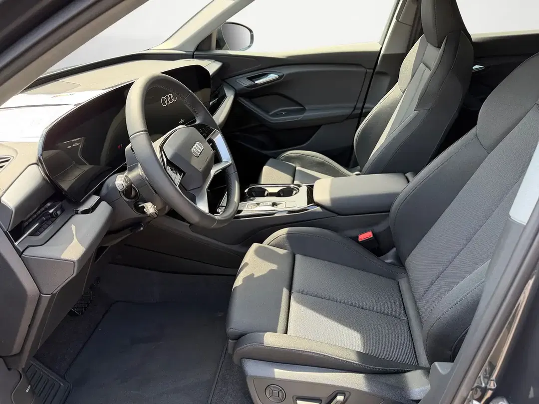 Audi Q6 e-tron - Thumbnail 6
