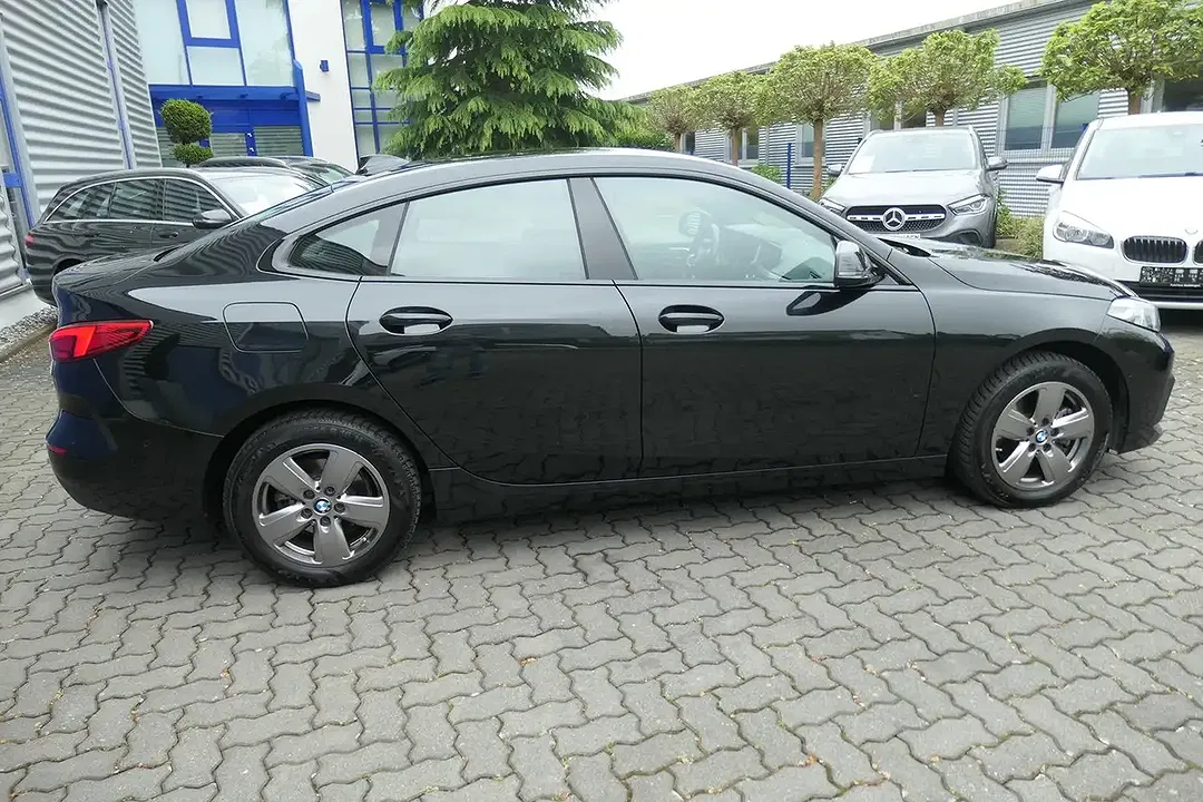 BMW 216 Gran Coupe Sport - foto 8