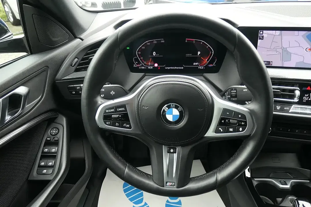 BMW 216 - Thumbnail 4