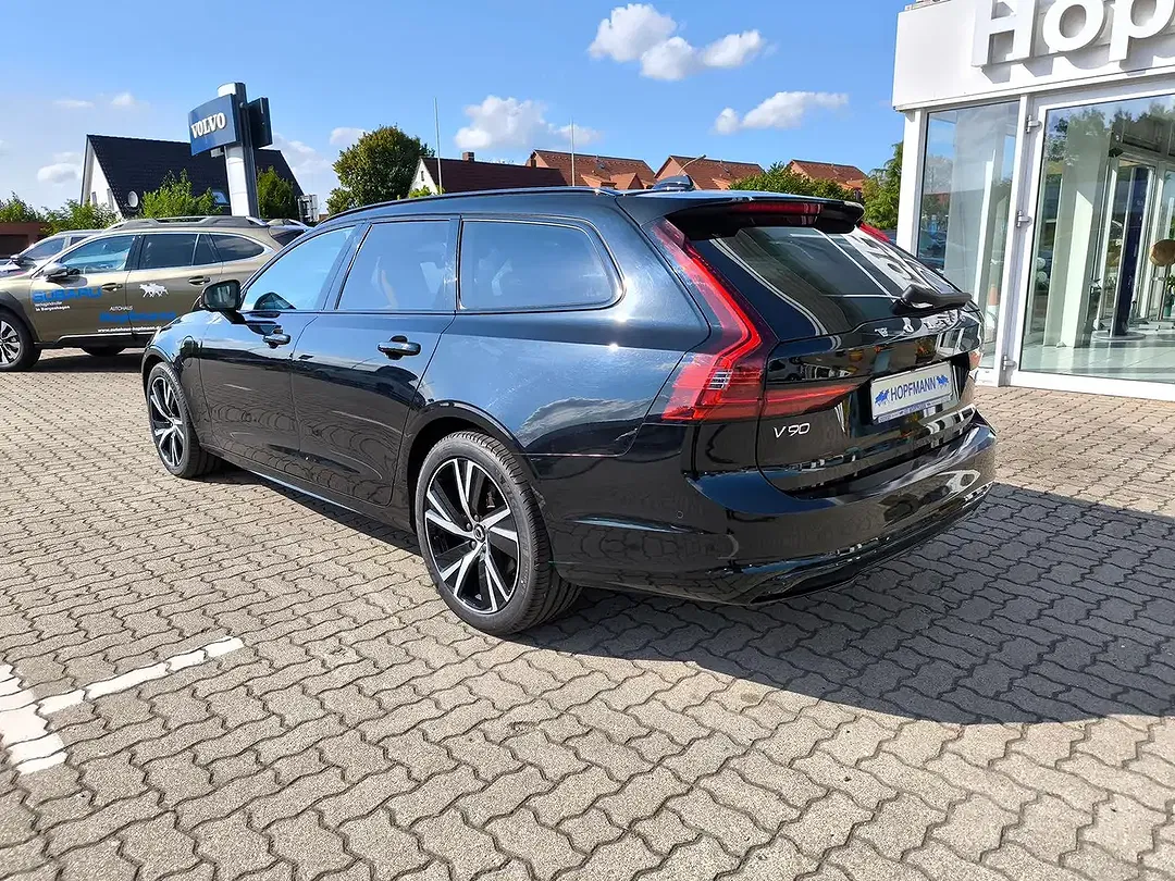 Volvo V90 - Thumbnail 3