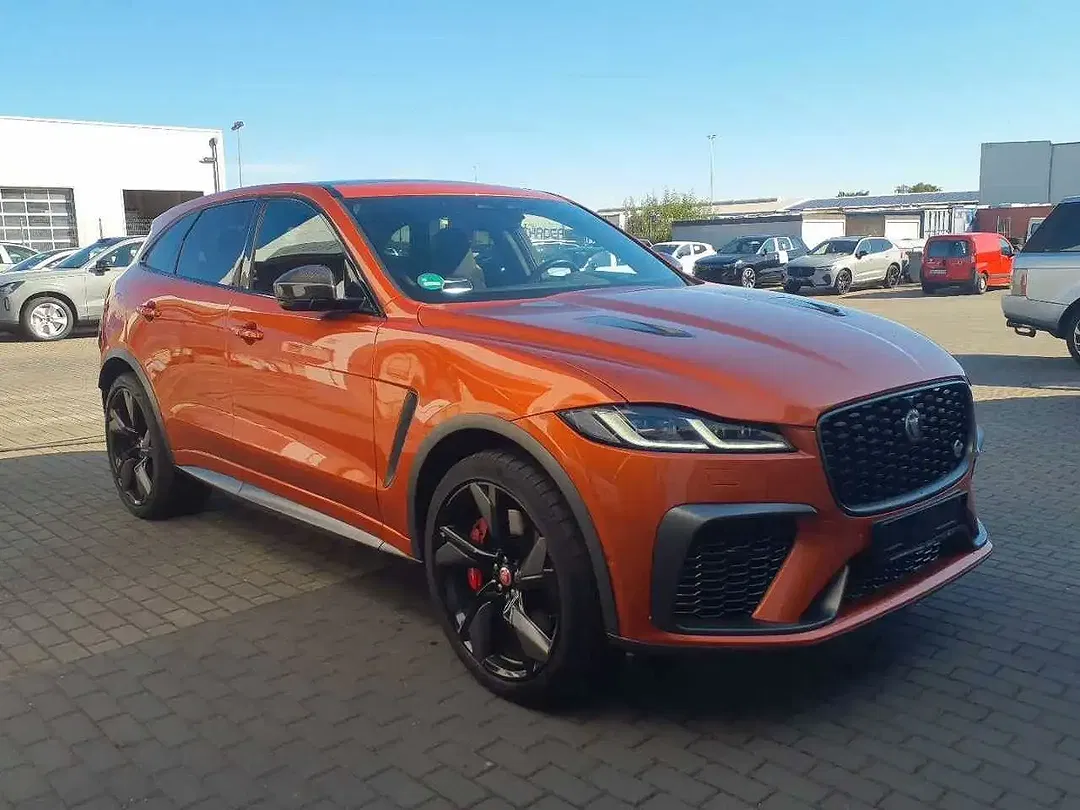 Jaguar F-Pace P550 4x4 SVR - foto 2