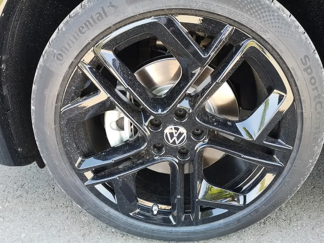 Volkswagen Tiguan - Thumbnail 4