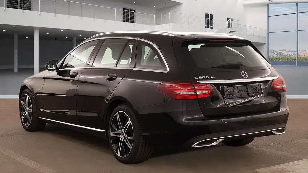 Mercedes-Benz C 300 - foto 2