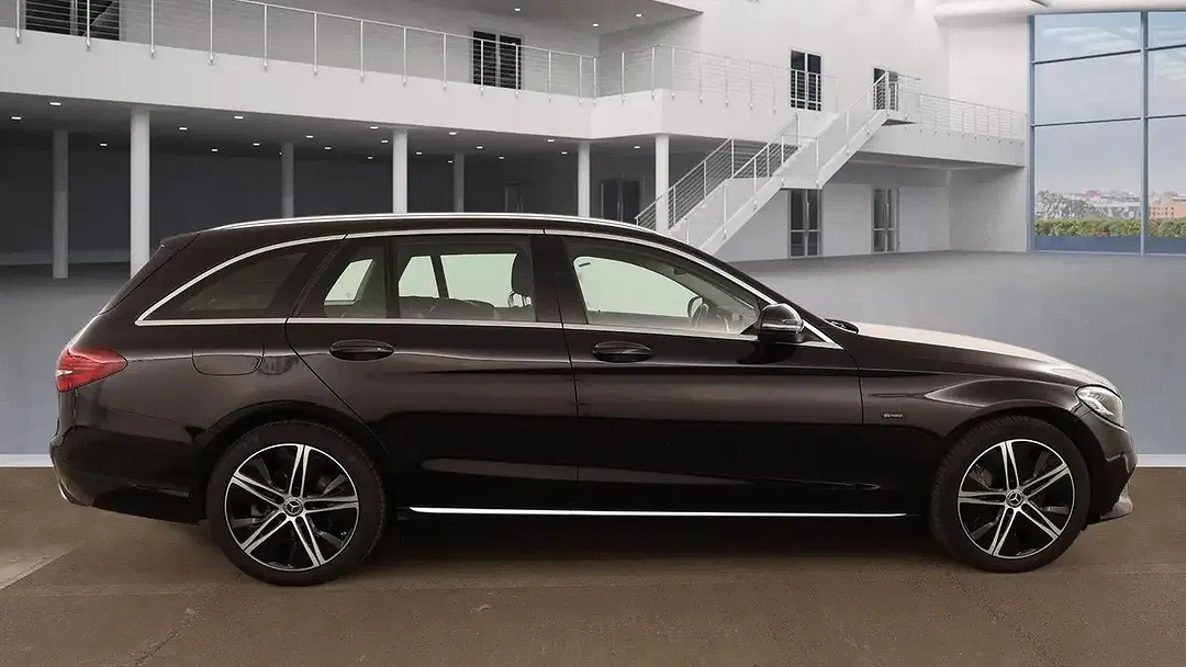 Mercedes-Benz C 300 - Thumbnail 4