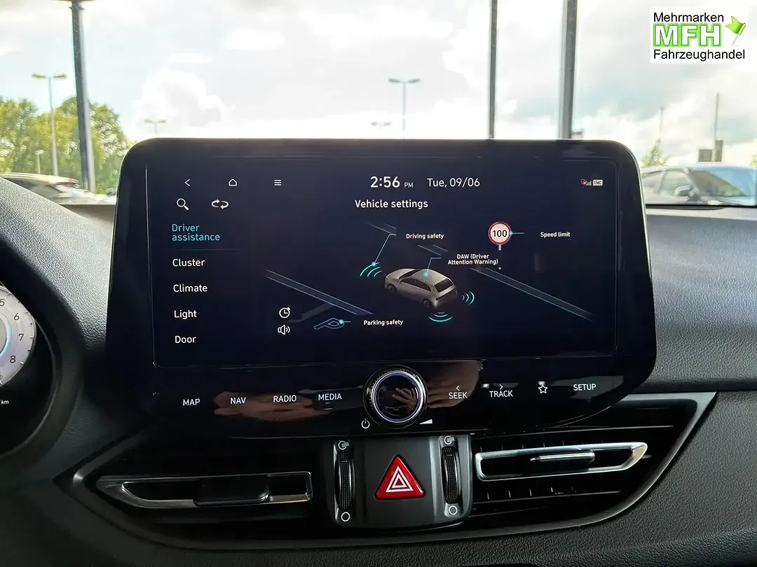 Hyundai i30 - Thumbnail 13
