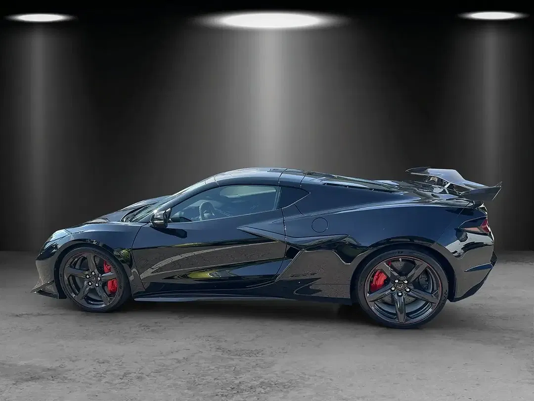 Corvette Z06 - Thumbnail 2