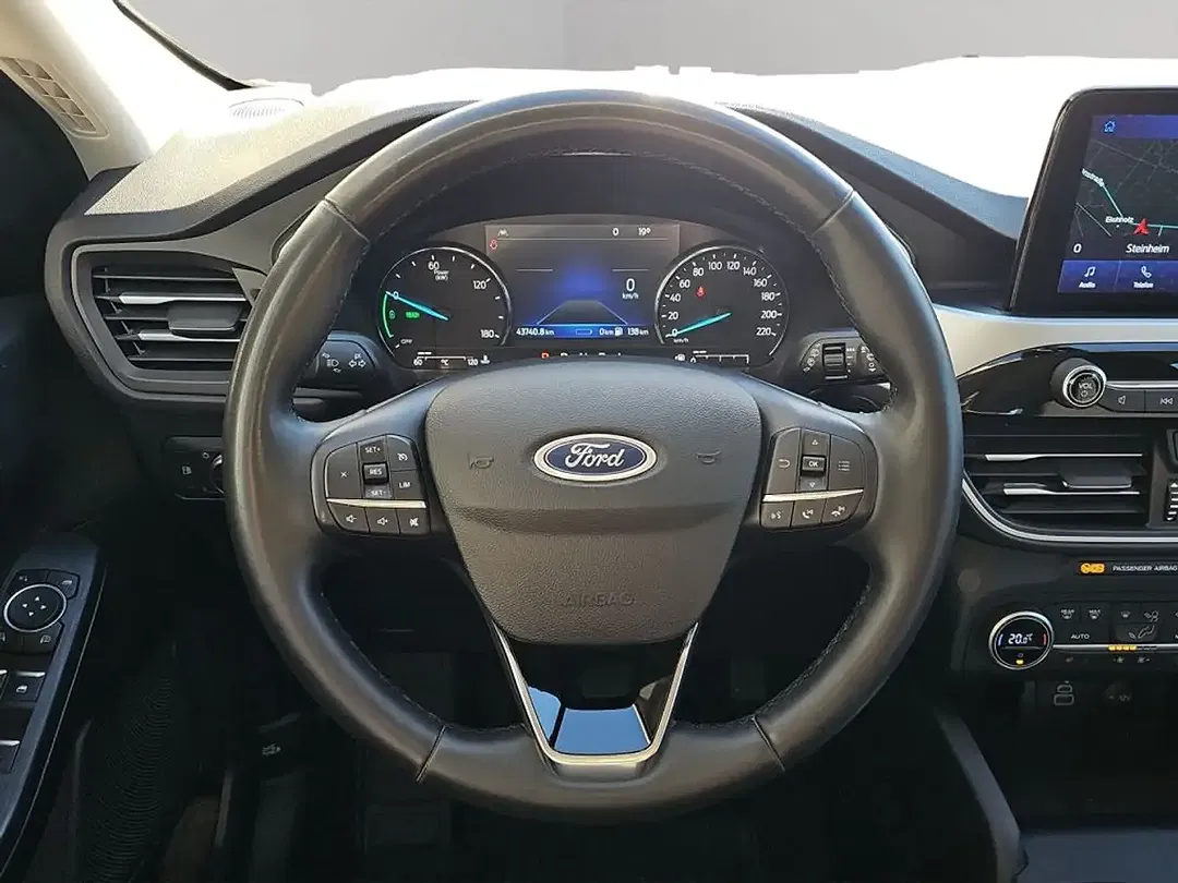 Ford Kuga - Thumbnail 11