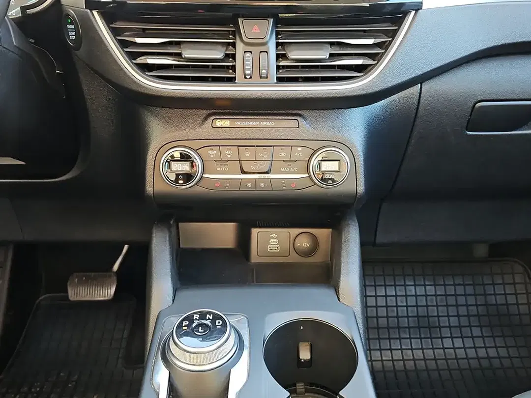 Ford Kuga - Thumbnail 13