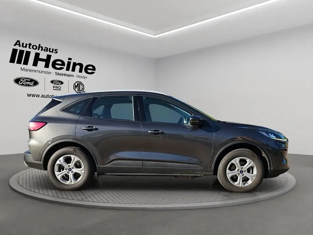 Ford Kuga - Thumbnail 6