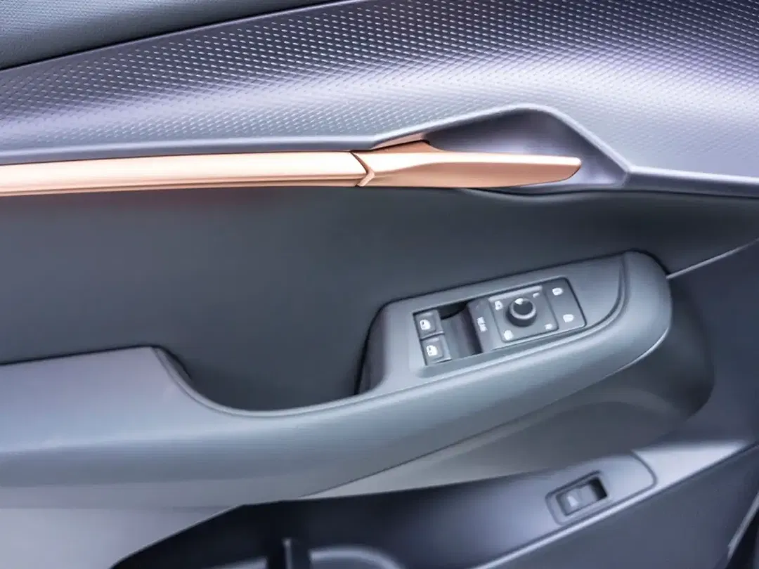 CUPRA Tavascan - Thumbnail 7