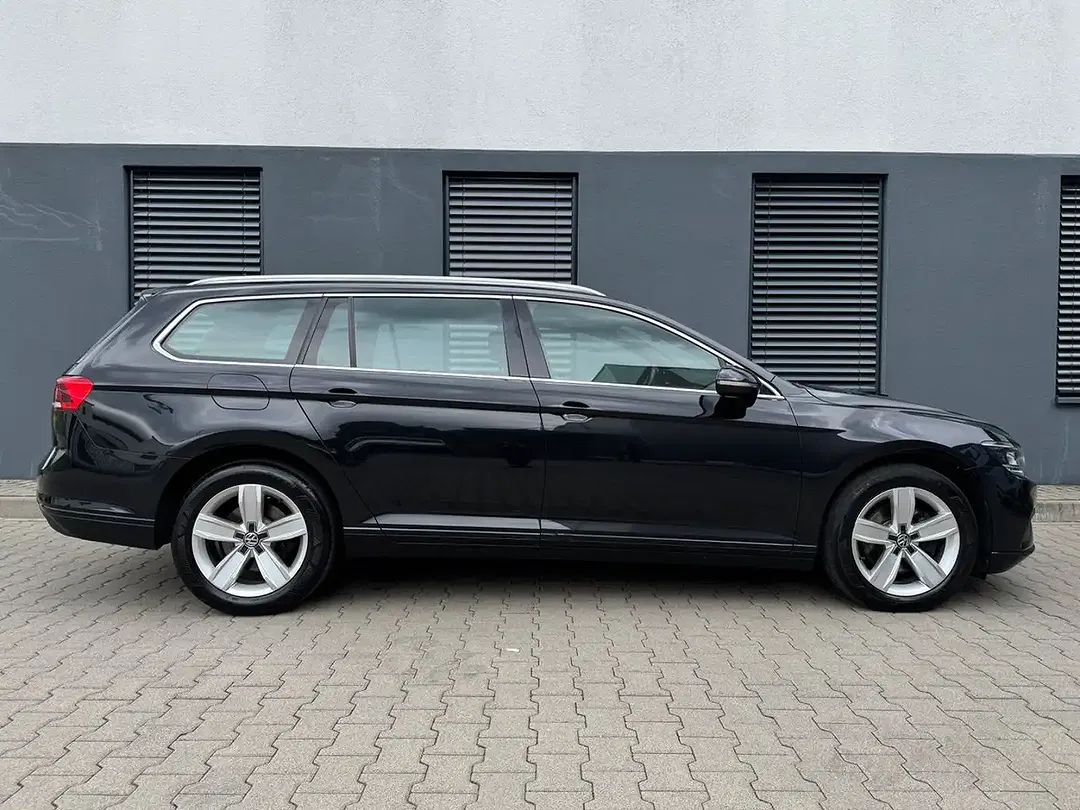 Volkswagen Passat Variant - Thumbnail 5