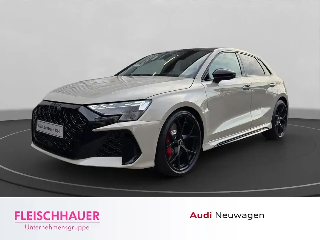 Audi RS3 - Thumbnail 2