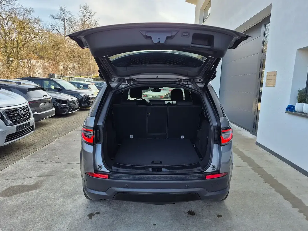 Land Rover Discovery - Thumbnail 18