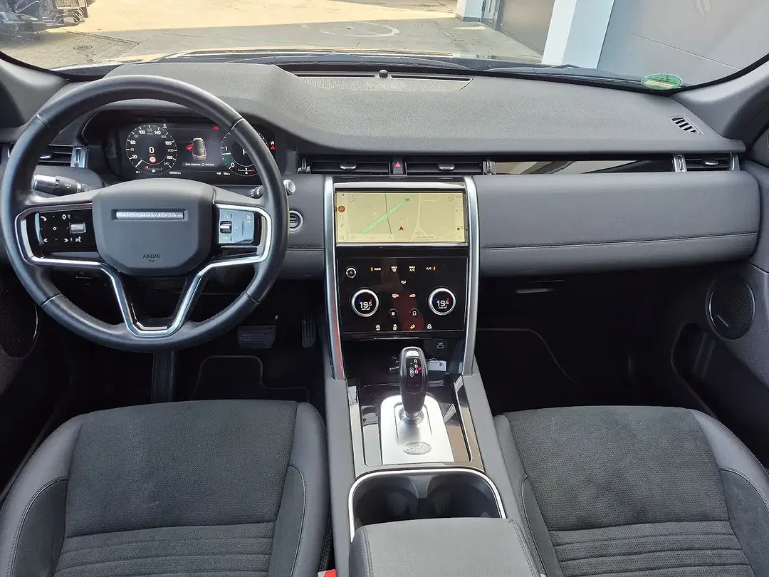 Land Rover Discovery - Thumbnail 19
